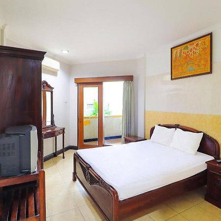 Oyo 91608 Hotel Gatsu Indah Denpasar Zewnętrze zdjęcie